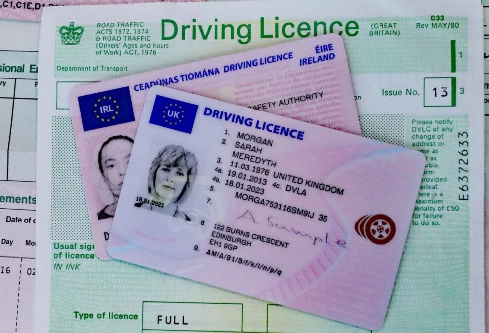 UK Driving Licence application guide showing steps, requirements, and support for new drivers applying for a UK licence.